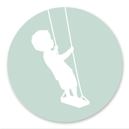 Silhouet - Jongen op schommel - strak